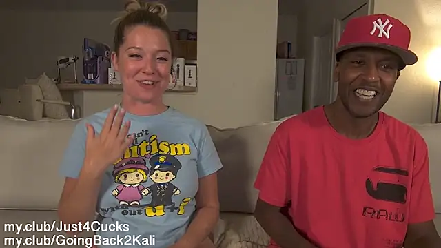 boomboomr00m's Live XXX Chat