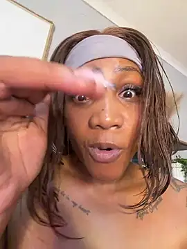 AddictiveMassiveBooty's Live XXX Chat