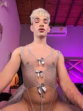 Cherry_zayden_ webkamerás műsora