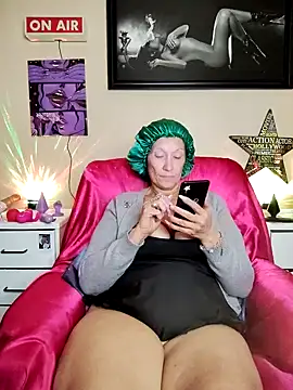 TheDimeのライブXXXチャット