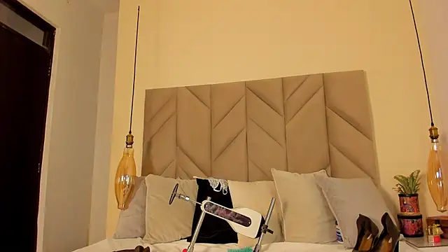 SabrinaVantress 라이브 XXX 채팅