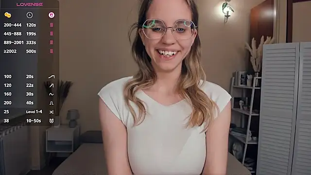 JoanBaggott: онлайн-секс-чат