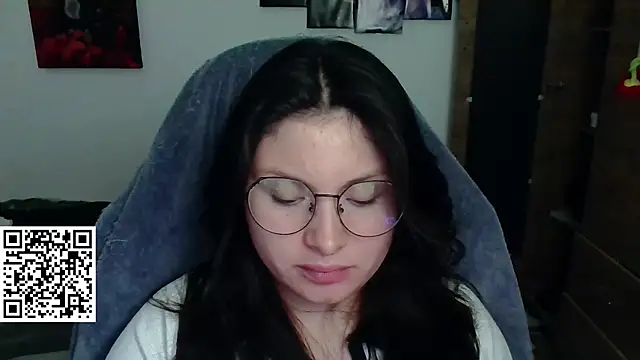 Chatroom XXX en direct de yessica_gomez01