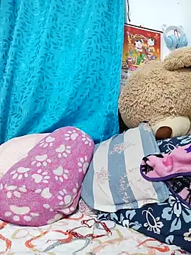 karlythoth@xh's Live XXX Chat