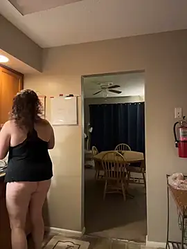 XoMisty: онлайн-секс-чат