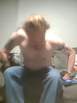 yourMasterisBored Live XXX Chat