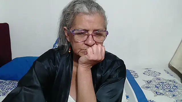 Czat XXX na żywo – candy_mature_