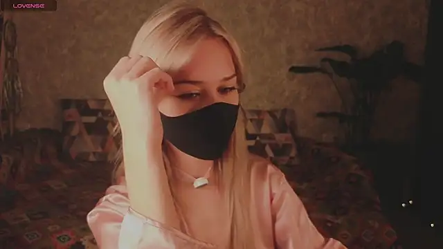 EternalOphelia 现场XXX聊天