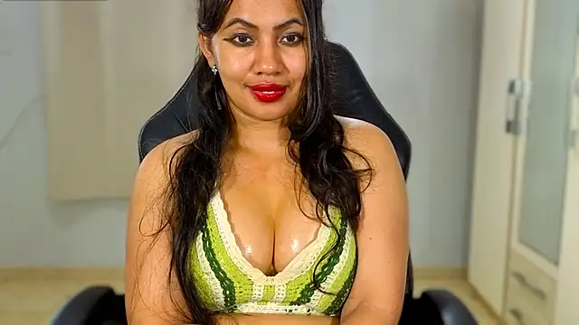 XXX chat uživo modela FannyXhot