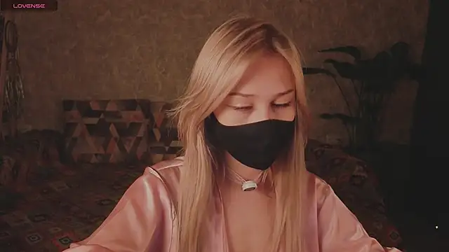 แชท XXX สดของ EternalOphelia