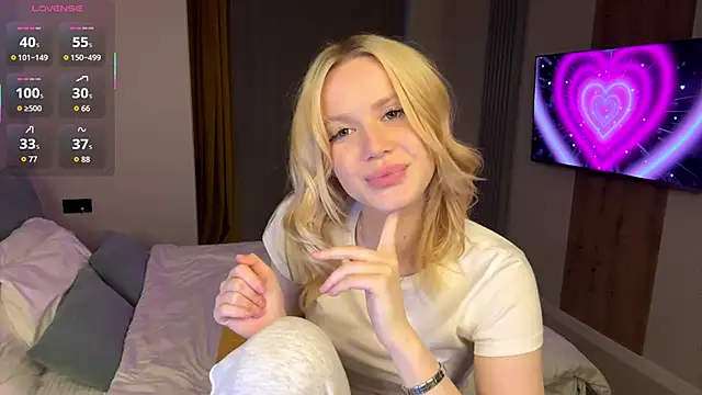 moonavelle live XXX chat