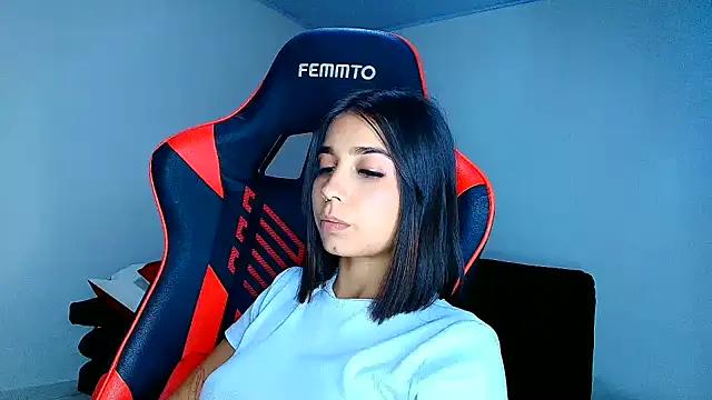 Rousse_violett Chat XXX live