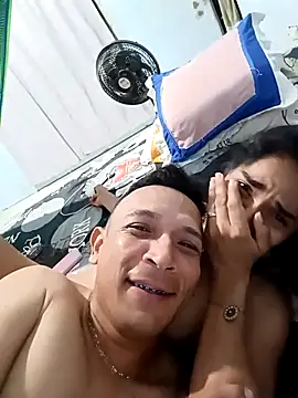 Show Webcam de Cuckold-couple2907