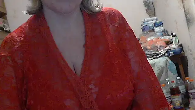 Bonditta élő XXX-chatje