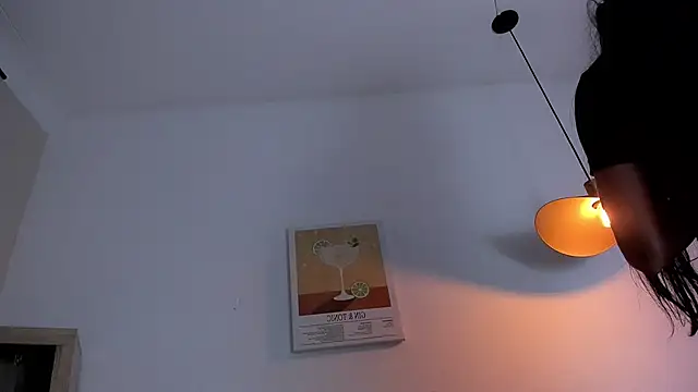 Chat +18 de bloom_apple ao vivo