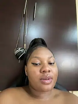 دردشة Renee-18 الجنسية المباشرة