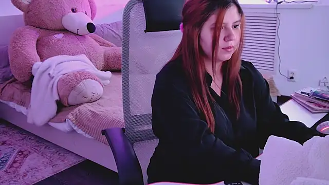 DiaAngell Adlı Modelin Canlı XXX Sohbeti