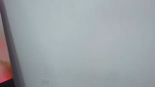 mia_roux1's Live XXX Chat