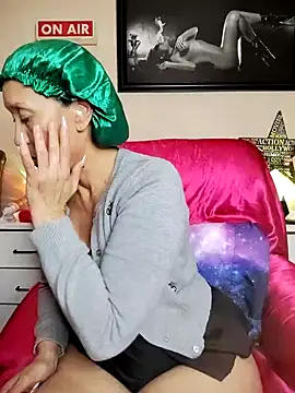 TheDime élő XXX-chatje