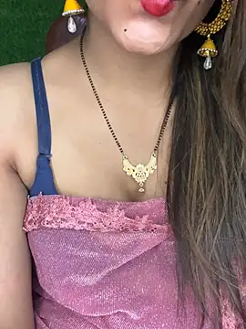 CUTI-NAINA 웹캠 쇼