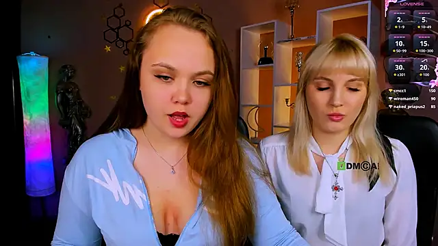 keri_ti লাইভ XXX চ্যাট