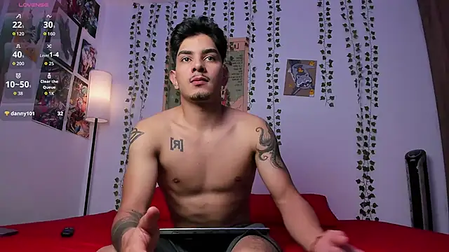 Pokazy przed kamerką – JaxJinx