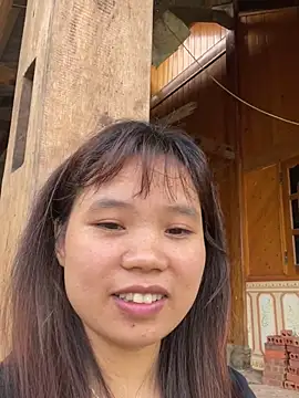 Ngoc-bbi ওয়েবক্যাম শো