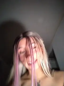 Ariana_bb 现场XXX聊天