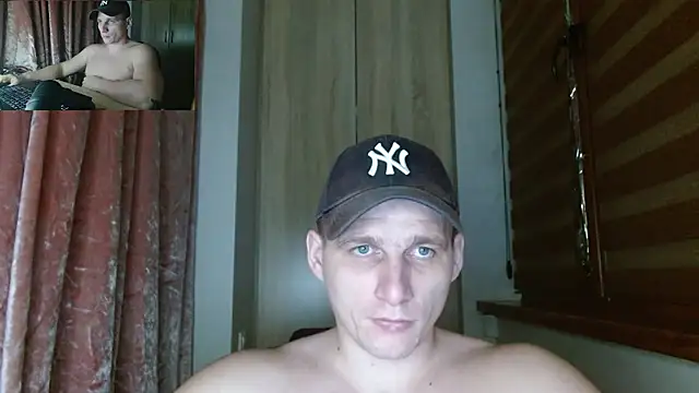 Вебкам-шоу Poliglotjoe1