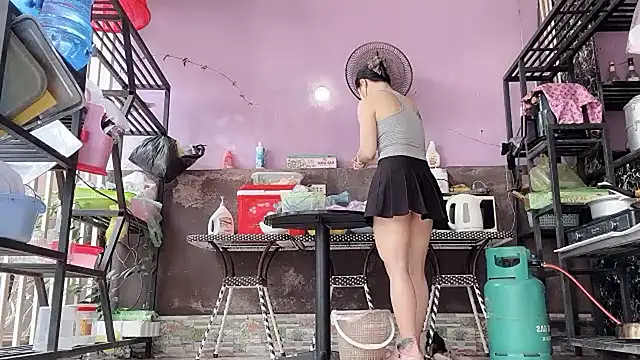 دردشة LinhChi_9x الجنسية المباشرة