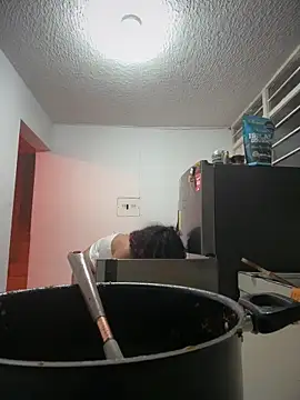 Chat XXX en directo de Woo_isDaphne