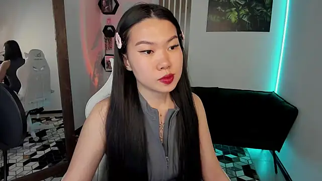 LunaPurrr: онлайн-секс-чат