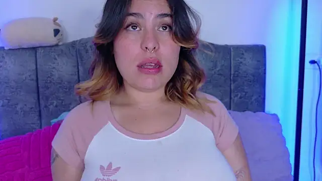 Kennya_Rodriguez's Live XXX Chat