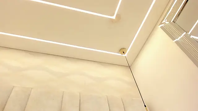 im_nahomi: онлайн-секс-чат