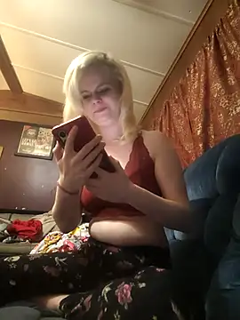 BadAssBitchMakayla – Live XXX-chat