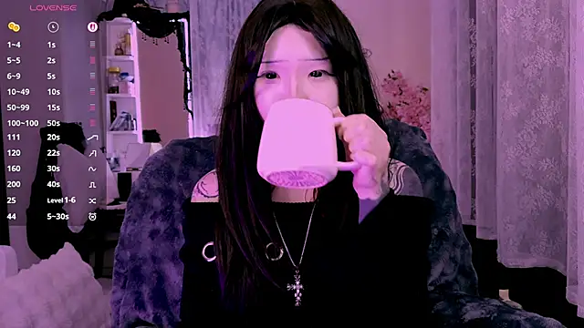 Czat XXX na żywo – Lein_Bone