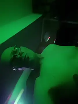 Show modela chronic_vibez na web-kameri