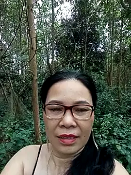 Nuna_689 Webcam show