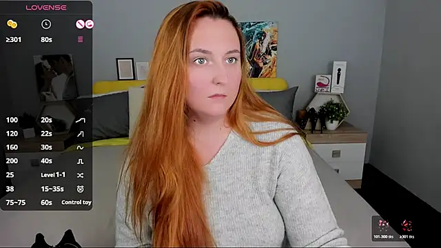 BabeLessi Webcam show