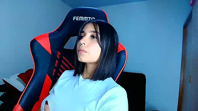 Chat XXX ao vivo de Rousse_violett