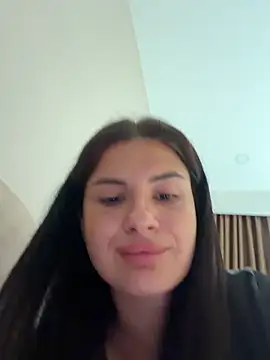 MiraReach Live XXX Chat