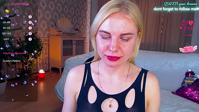 XXX chat uživo modela LiSinDoll