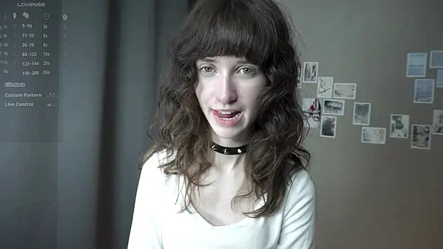 แชท XXX สดของ DellaLeck