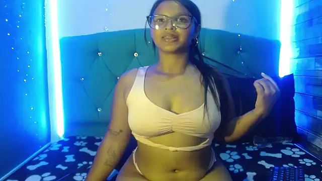 Webkamerová show Charlotte_Stone18