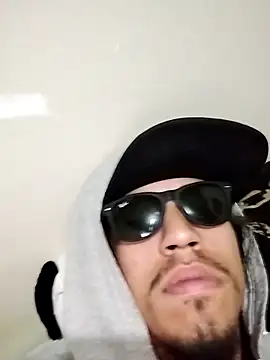 Chat +18 de AlexAlejandro13 ao vivo