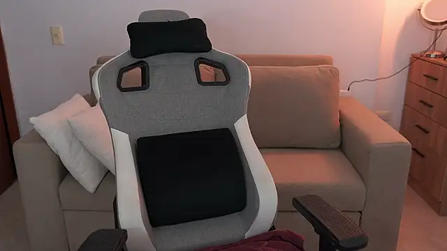 Chatroom XXX en direct de anyacutex