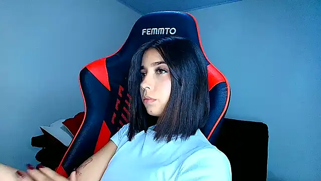 Chat XXX ao vivo de Rousse_violett