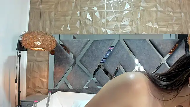 XXX chat uživo modela Selene__Lopez_