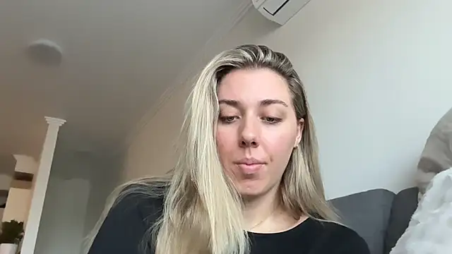 Aussielulu Pertunjukan Webcam