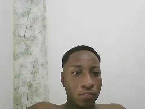 Kylianfc77 在線直播表演